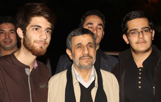 عکس‌ یادگاری با محمود احمدی نژاد + تصاویر