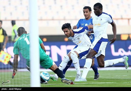عکس: دیدار تیم‌های استقلال تهران و اهواز