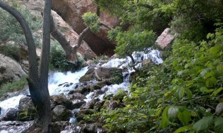 آبشار آب ملخ، ترسناک ترین آبشار ایران+ تصویر