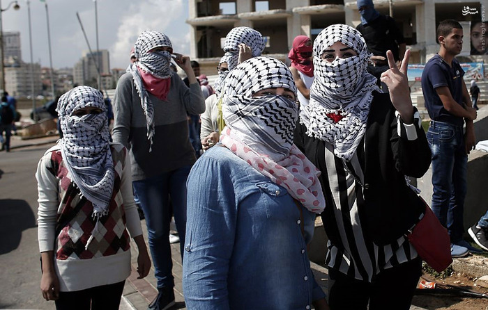 تصاویر هیجان انگیز از دختران فلسطینی در خط مقدم جنگ با اسرائیل